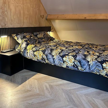 Вілла Tiny House Thuus Сінт-Анналанд Екстер'єр фото