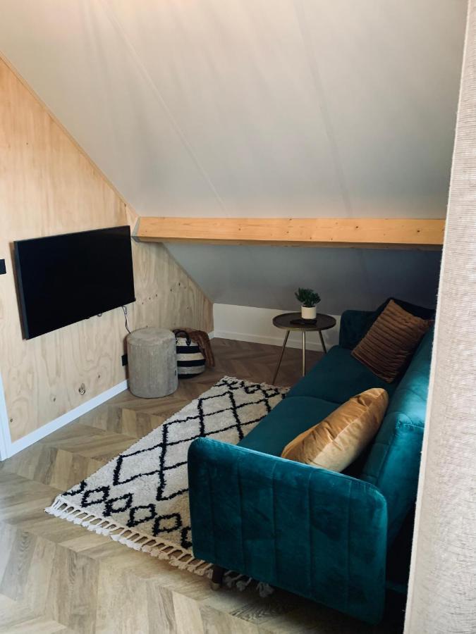 Вілла Tiny House Thuus Сінт-Анналанд Екстер'єр фото