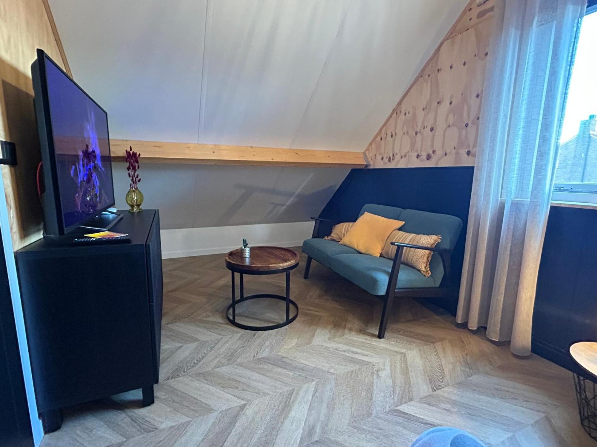 Вілла Tiny House Thuus Сінт-Анналанд Екстер'єр фото
